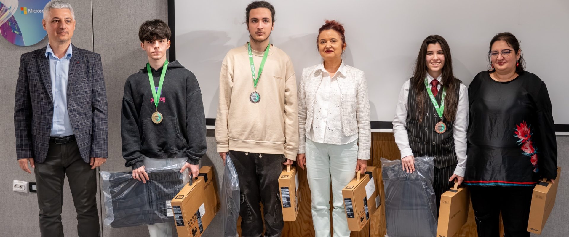 Cine sunt marii câștigători Asus Learn and Compete 2026?