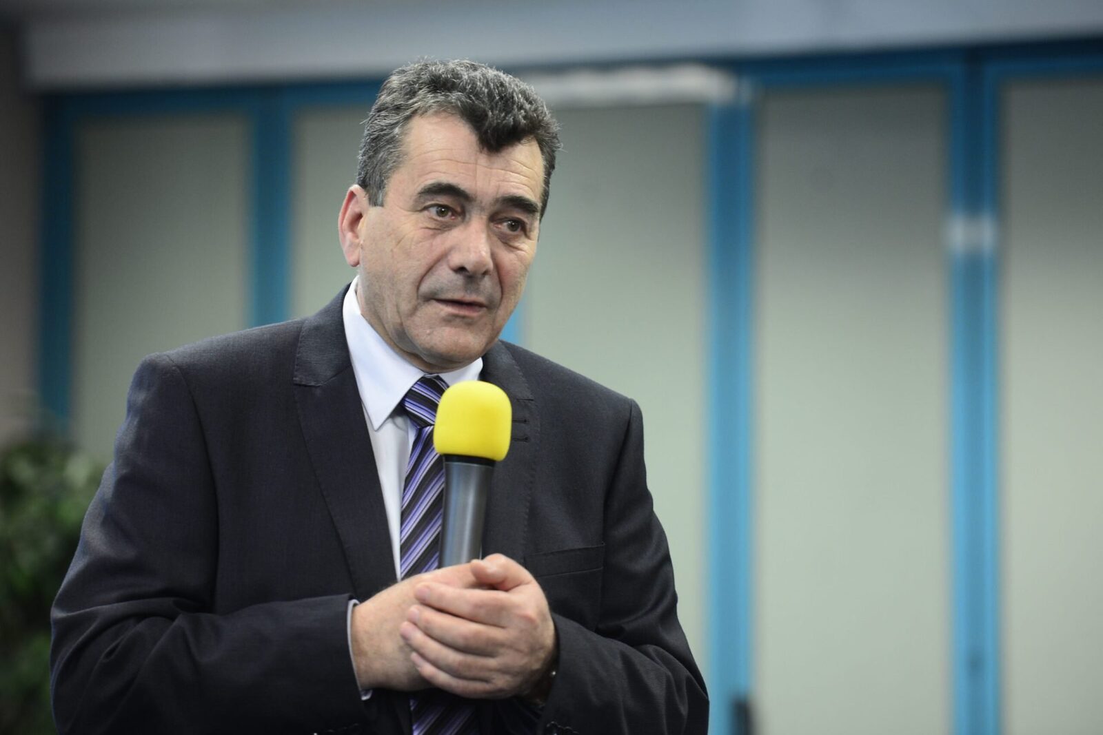 Pâinea, pe cale să se scumpească: Prețul ar putea crește cu până la 10% până la finalul lunii martie Românii s-ar putea confrunta cu o nouă scumpire a pâinii în perioada următoare