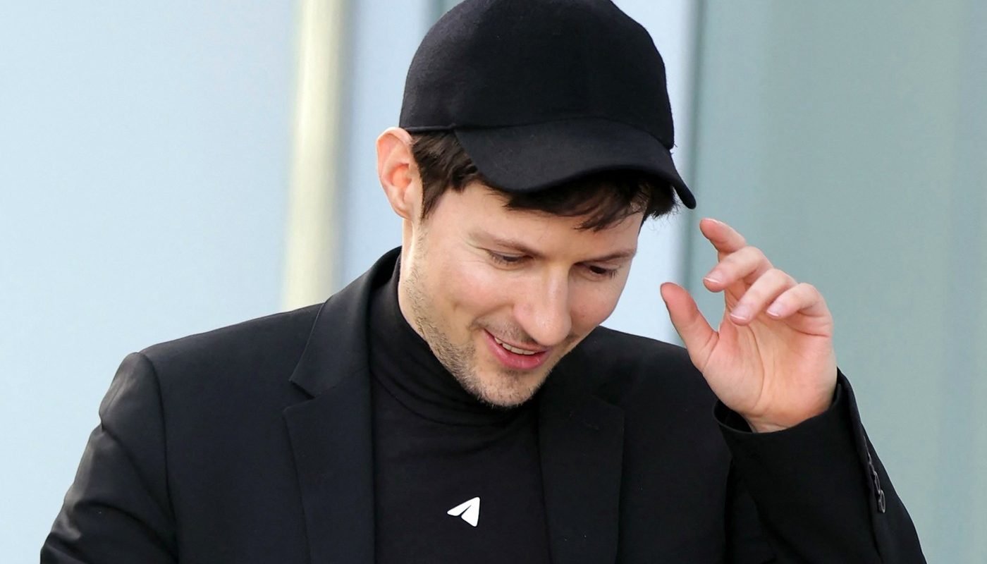 Averea lui Pavel Durov, fondatorul Telegram, s-a prăbușit cu peste 60% Averea lui Pavel Durov, fondatorul platformei de mesagerie Telegram, a suferit o scădere drastică, diminuându-se de la aproximativ 17,1 miliarde de dolari la 6,6 miliarde de dolari, conform ultimelor evaluări