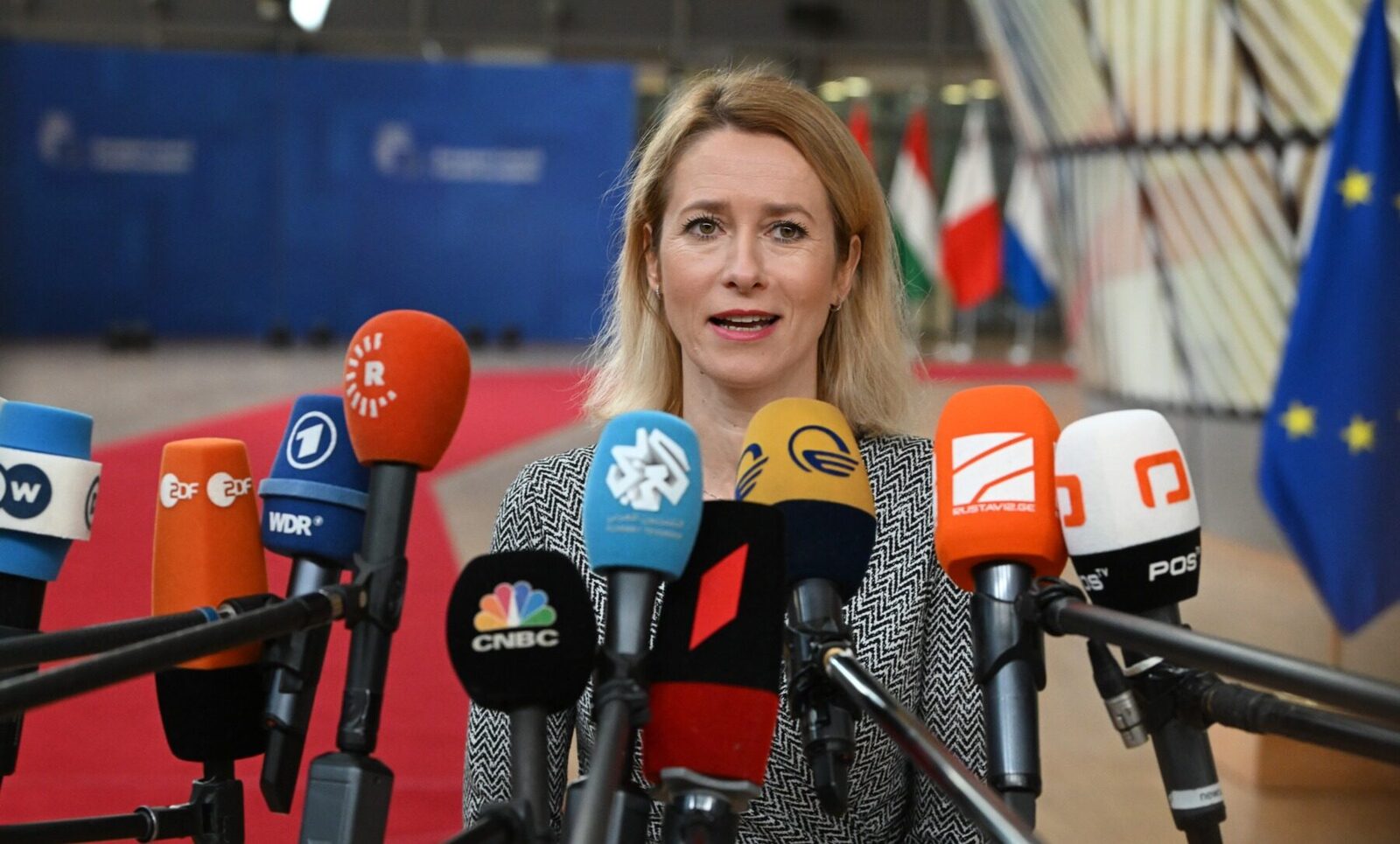 Ucraina, în centrul atenției europene: Kaja Kallas reafirmă sprijinul UE Războiul din Ucraina rămâne principala prioritate de securitate pentru Europa, a declarat luni Kaja Kallas, Înaltul Reprezentant al Uniunii Europene pentru Afaceri Externe și Politica de Securitate