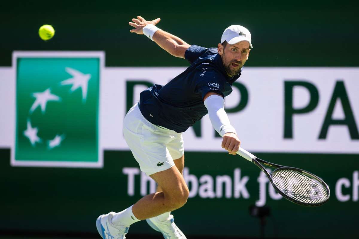 Djokovic revine la Indian Wells: Victorie grea în fața lui Kovacevic, Pegula se califică Indian Wells, California – Novak Djokovic, cap de serie numărul trei, a trecut cu greu de turul al treilea la Indian Wells, după ce l-a învins pe americanul Aleksandar Kovacevic, scor 6-4, 1-6, 6-4