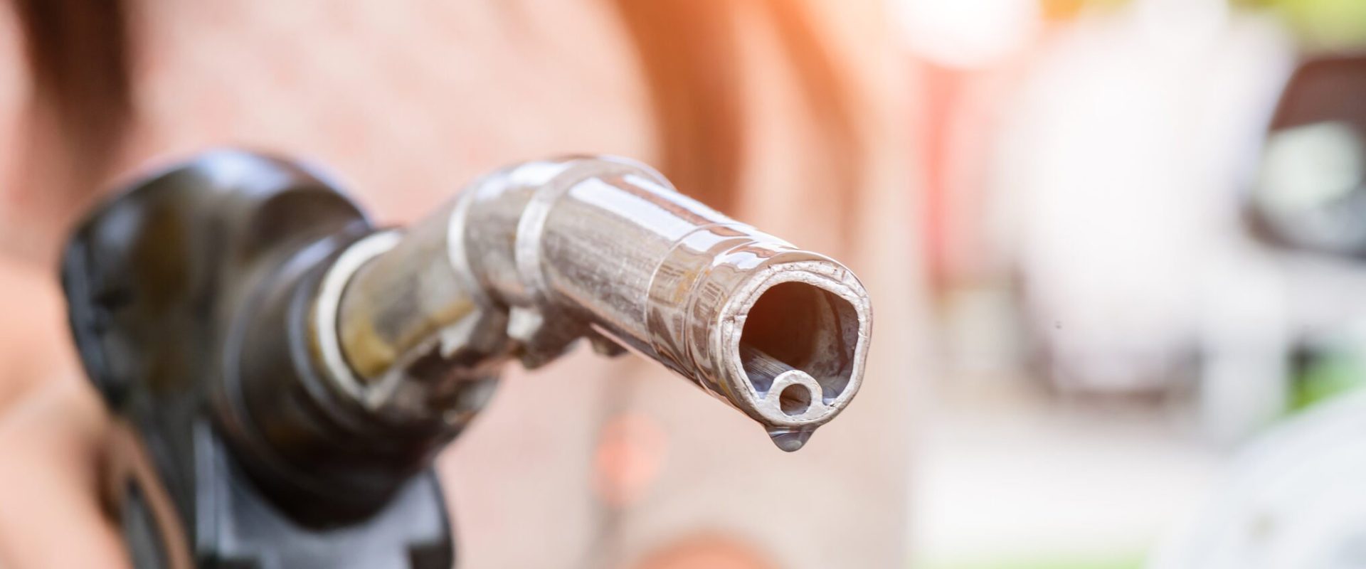 Premierul Bolojan și miniștrii discută despre prețul carburanților; coaliția se reunește luni Premierul României, Ilie Bolojan, va avea o serie de discuții importante luni dimineață, concentrându-se pe găsirea unor soluții pentru gestionarea prețurilor carburanților
