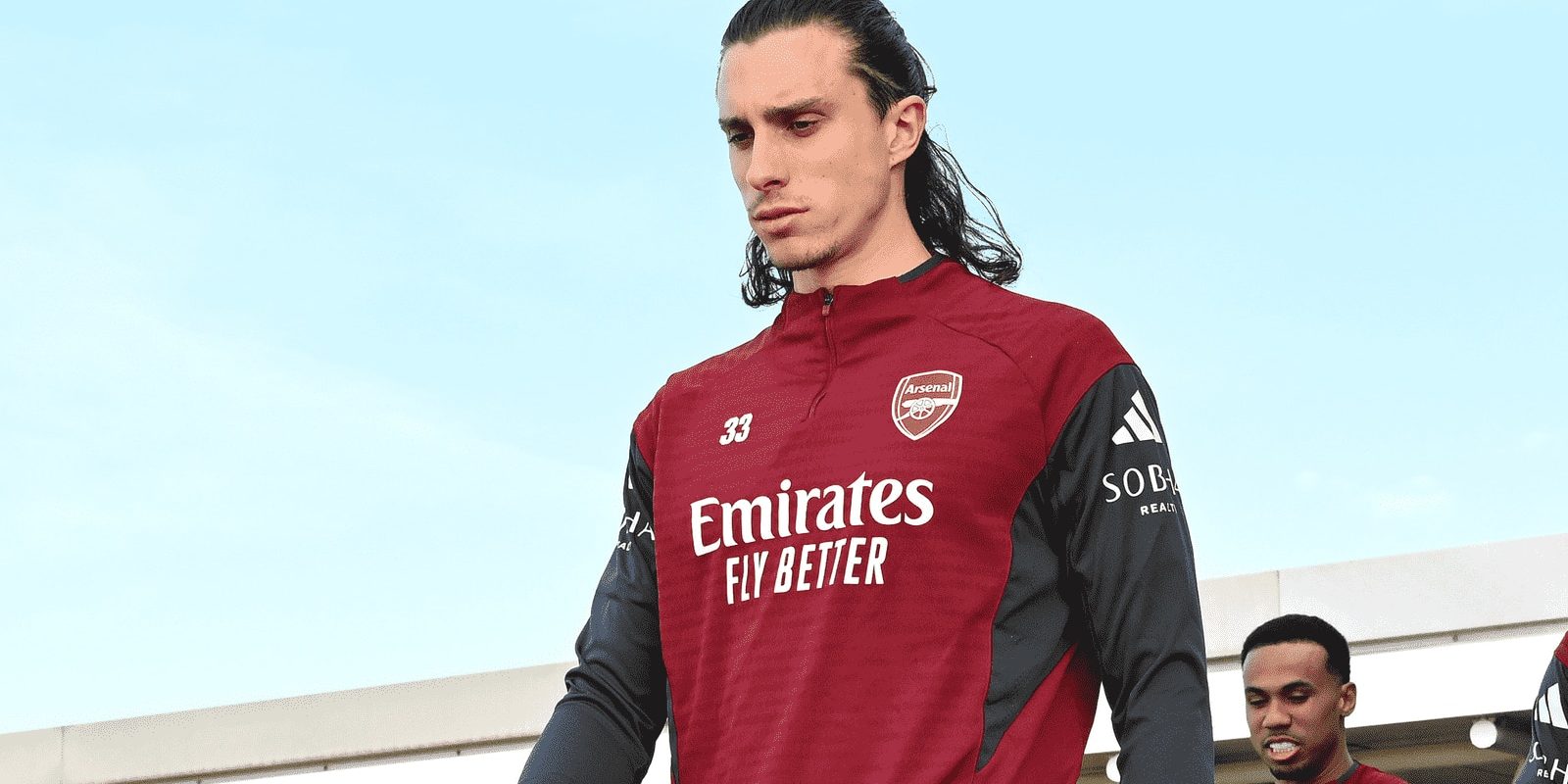 Vești bune pentru Arsenal: Trossard și Calafiori, apți pentru meciul cu Leverkusen? Londra – Antrenorul lui Arsenal, Mikel Arteta, speră să îi poată include pe Leandro Trossard și Riccardo Calafiori în echipa pentru meciul de mâine cu Bayer Leverkusen din optimile de finală ale Ligii Campionilor