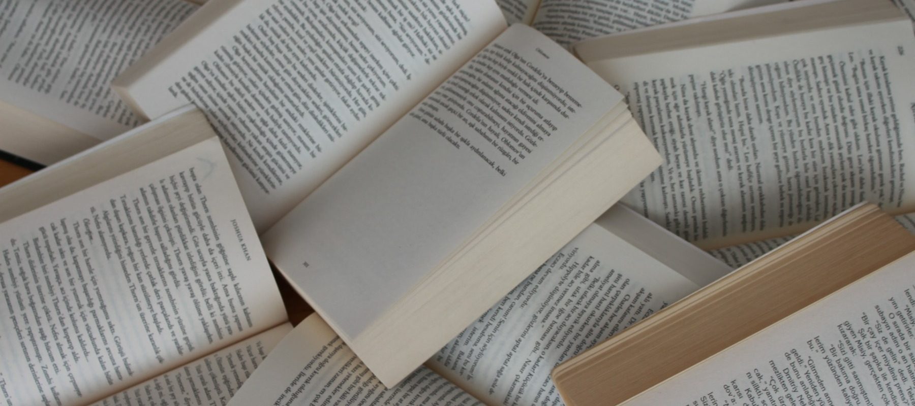 Activitățile intelectuale, cheia pentru o memorie mai bună la bătrânețe Studiile recente sugerează că implicarea regulată în activități stimulatoare din punct de vedere mental poate încetini declinul cognitiv și chiar întârzia apariția bolii Alzheimer
