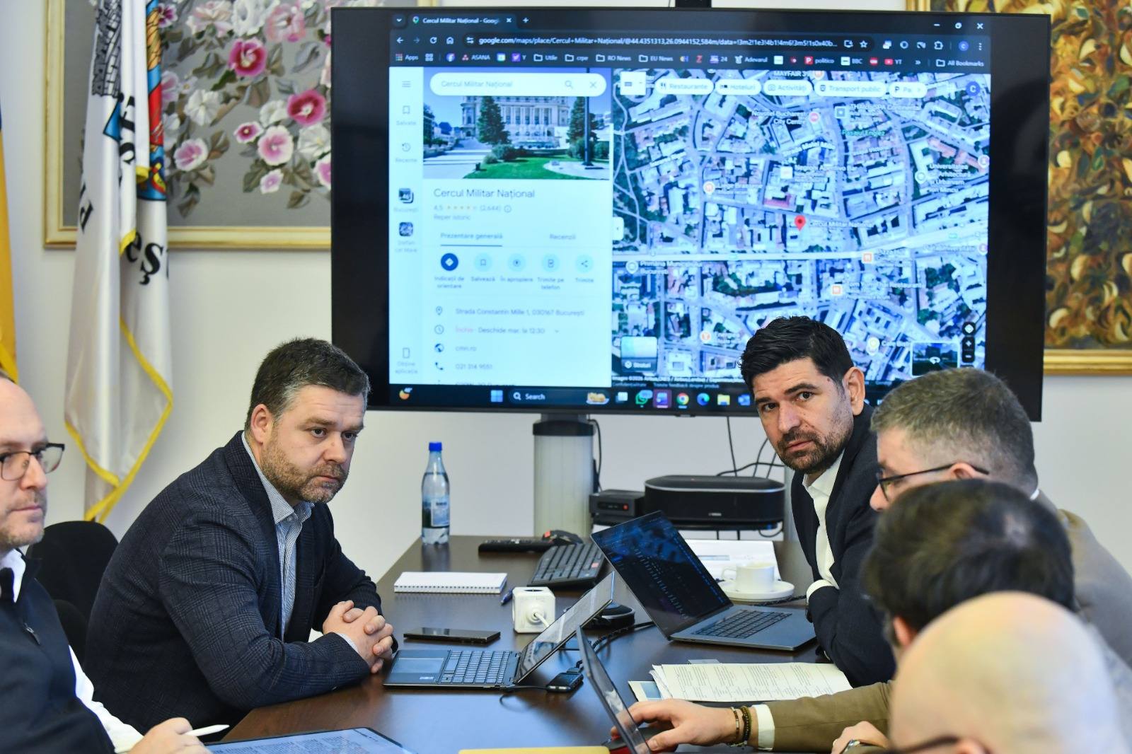 Ciucu și primarii de sector, la un pas de proiecte comune pentru București Primarul general al Capitalei, Ciprian Ciucu, a convocat o serie de întâlniri cu primarii de sector pentru a stabili proiecte comune ce urmează să fie realizate în București