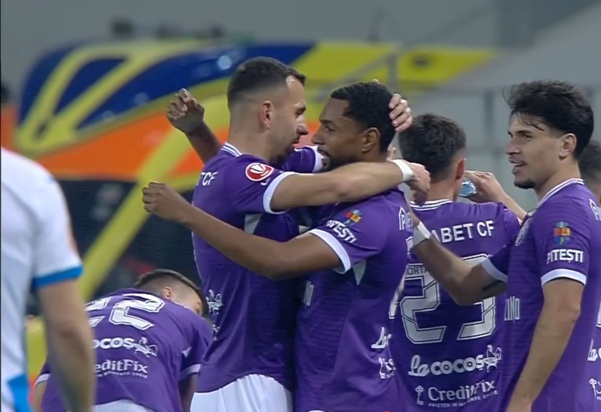 Argeșul surprinde la Craiova și începe play-off-ul cu o victorie Universitatea Craiova a fost învinsă de FC Argeș în prima etapă din play-off-ul Superligii, scor 0-1, pe stadionul „Ion Oblemenco”