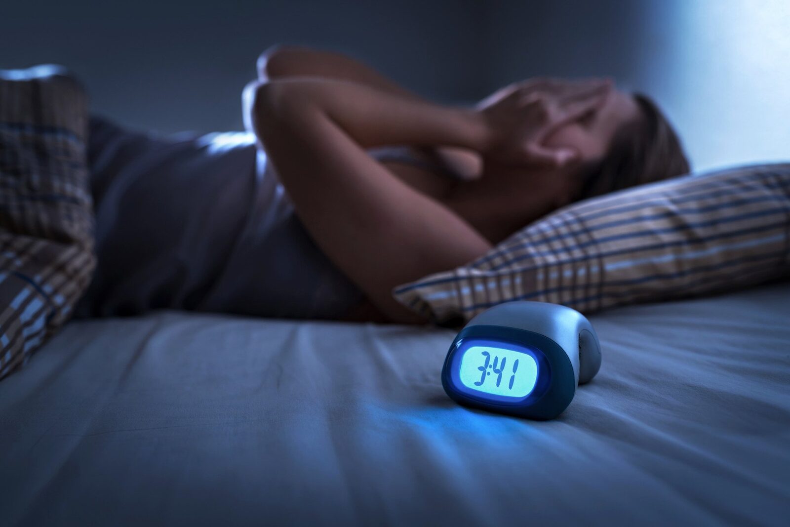 Dispozitivele de monitorizare a somnului pot exacerba anxietatea la persoanele cu insomnie, conform unui studiu recent