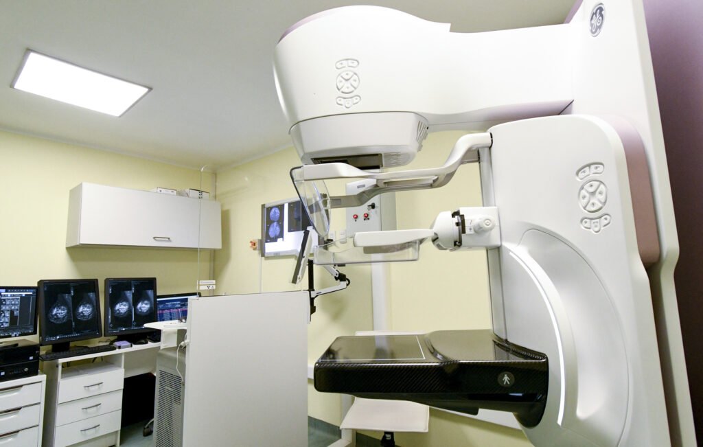 Lista de așteptare pentru mamografii la spitalul din arad se întinde până în iunie Spitalul Clinic Județean de Urgență (SCJU) Arad se confruntă cu o listă de așteptare pentru efectuarea mamografiilor care se extinde până în luna iunie
