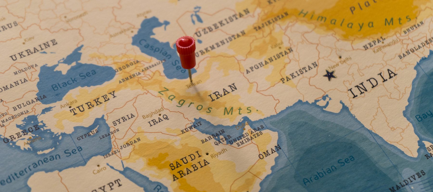 Iranul, în căutarea unei crize regionale pe fondul tensiunilor cu SUA și Israel Tensiunile dintre Statele Unite, Israel și Iran riscă să degenereze într-o criză regională, în ciuda superiorității militare a adversarilor Teheranului
