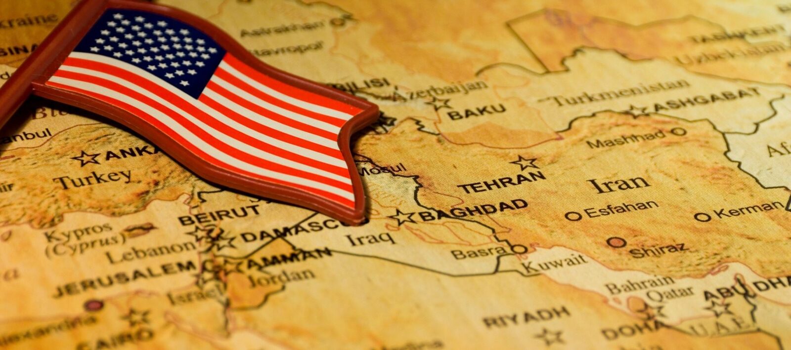 Divergențe strategice: SUA și Israel, puncte de vedere diferite asupra Iranului Fostul director al serviciilor de informații americane, Tulsi Gabbard, a adus în prim-plan o posibilă disonanță în agenda strategică a Statelor Unite și a Israelului în ceea ce privește Iranul