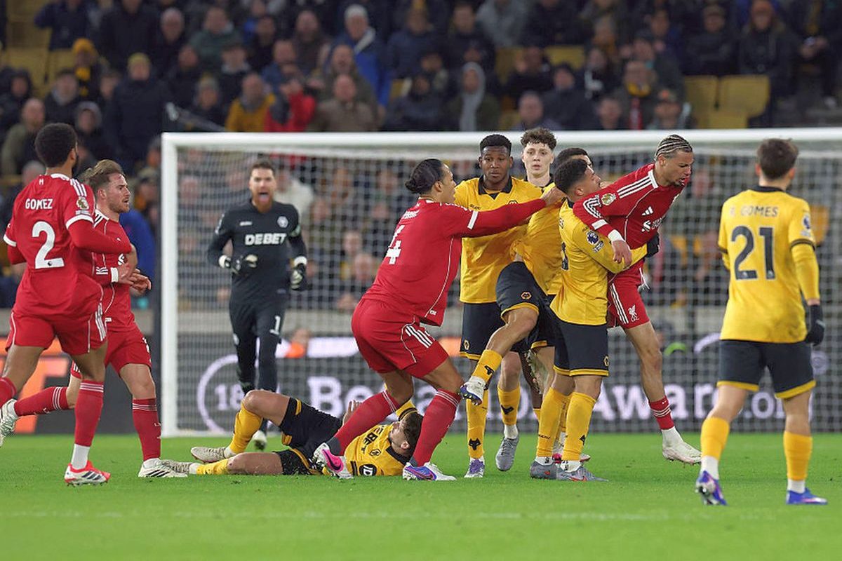 Liverpool, umilită de „lanterna roșie” a premier league