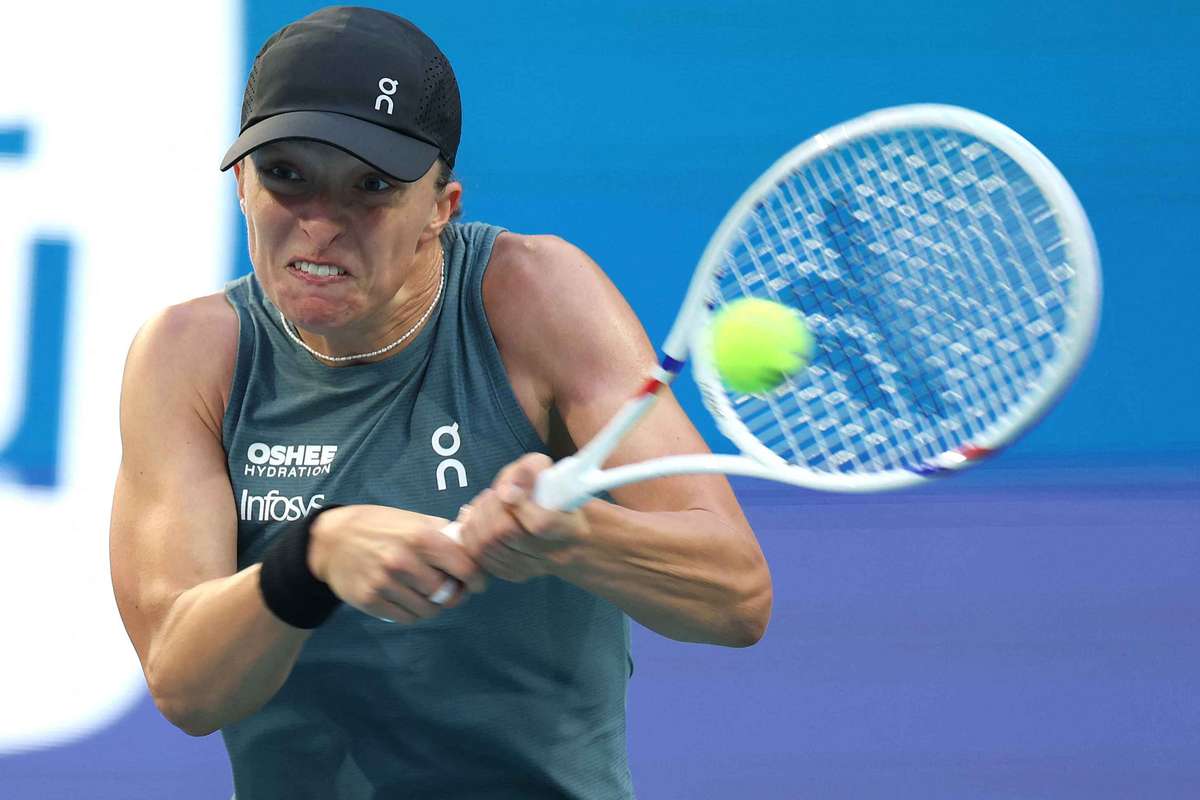 Șoc la Miami: Iga Swiatek, eliminată prematur de Magda Linette Iga Swiatek, campioana en-titre de la Wimbledon și fost număr 1 mondial, a suferit o înfrângere surprinzătoare în turul doi al turneului de la Miami Open