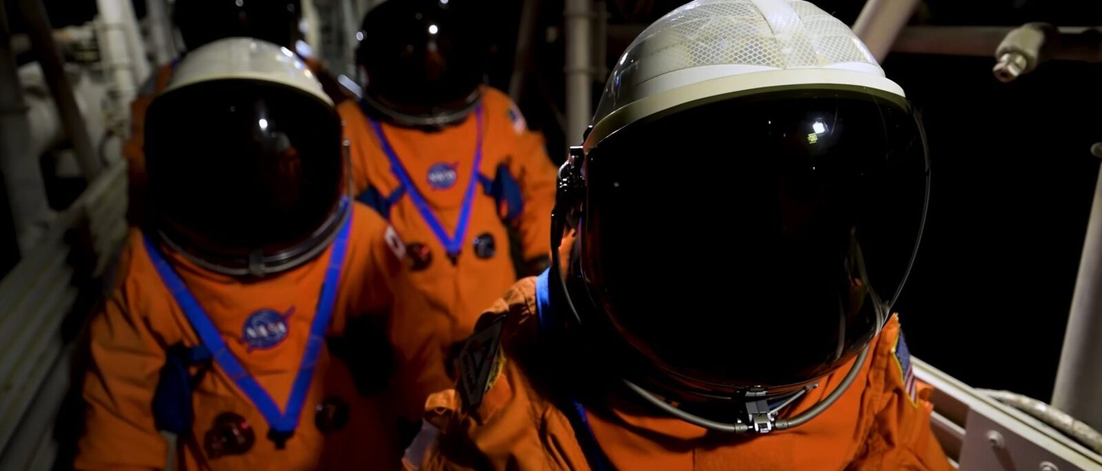 Artemis II: Misiunea care pregătește revenirea oamenilor pe Lună Misiunea Artemis II, reprezentând un pas crucial în programul NASA de revenire pe Lună, se pregătește de lansare