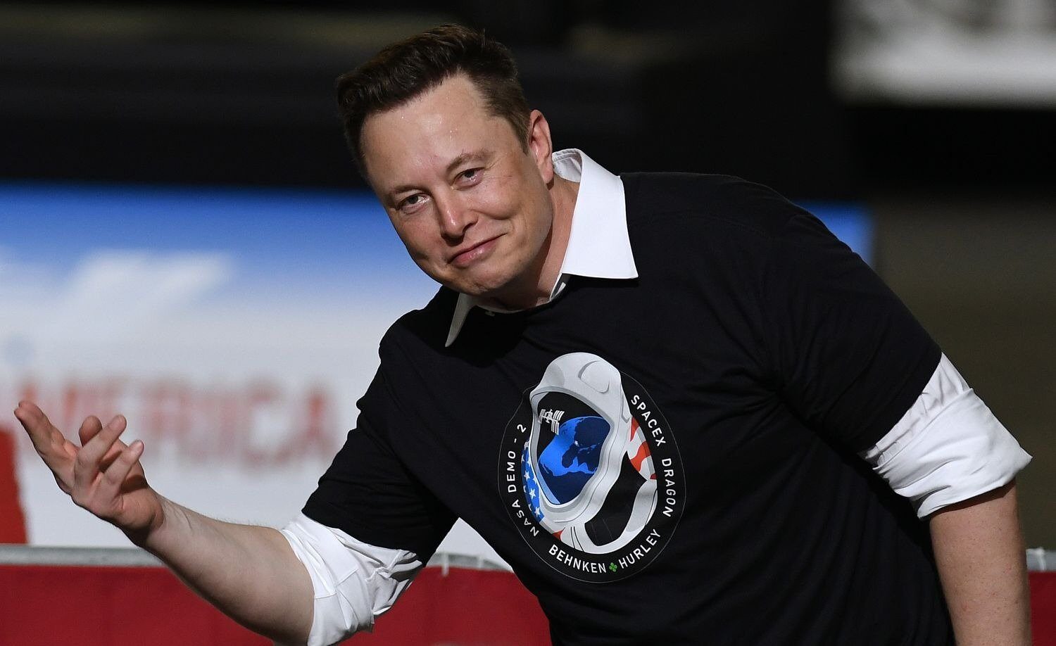 Elon Musk vrea un milion de sateliți pentru inteligența artificială, umbrind astronomia