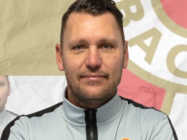 Georgian Bordeanu, fost fotbalist, condamnat la închisoare cu suspendare Georgian Bordeanu, fost jucător de fotbal, a fost condamnat la doi ani și șase luni de închisoare cu suspendare pentru instigare la furt calificat