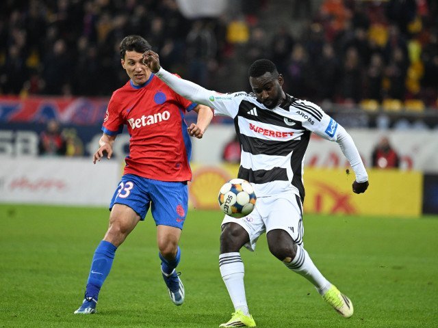 Macalou, eroul serii pentru FCSB: Speculații despre un transfer viitor Yssouf Macalou, mijlocașul ofensiv al echipei, a fost omul meciului în confruntarea recentă a FCSB, performanța sa ridicând semne de întrebare cu privire la viitorul său