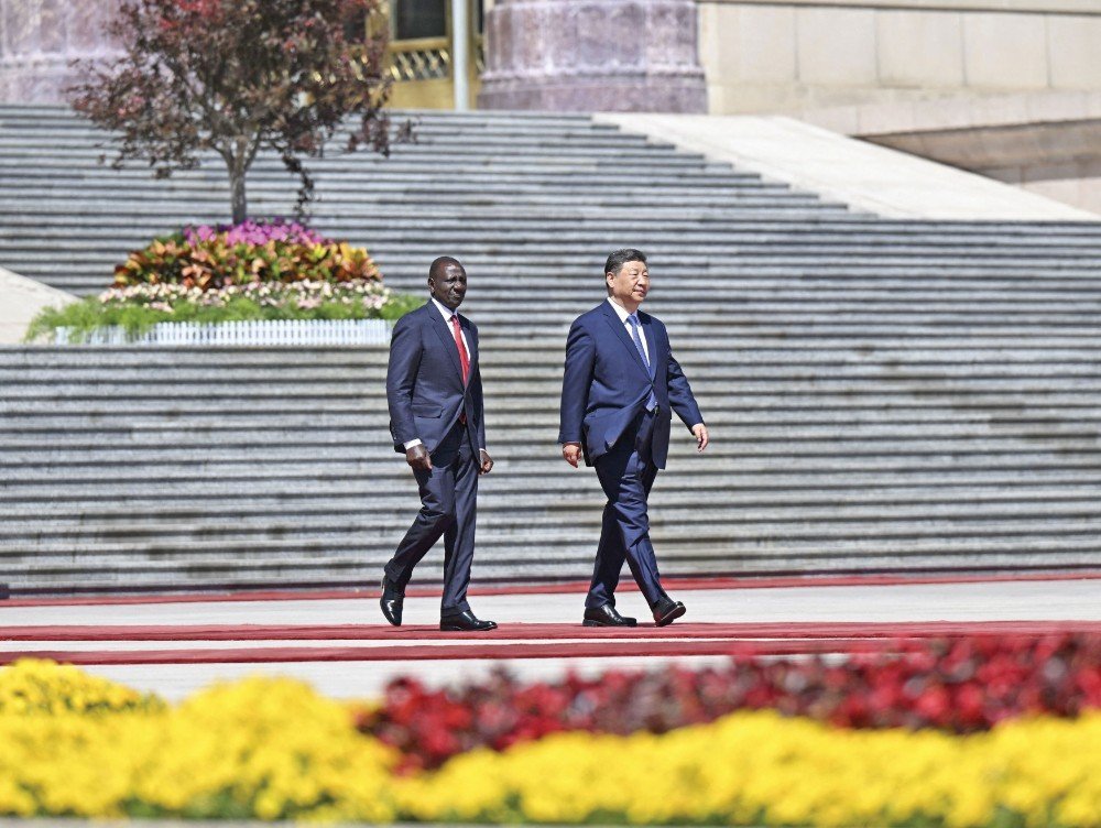 Kenya, febra AI și ascensiunea Chinei: Cum un stat african a devenit polul de dezvoltare al inteligenței artificiale În inima Africii, o transformare tehnologică profundă se desfășoară sub ochii noștri