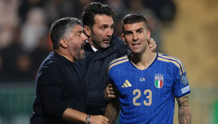 Italia și Bosnia-Herțegovina se luptă pentru un loc la Cupa Mondială Zenica, Bosnia – Italia și Bosnia-Herțegovina se vor înfrunta marți într-un meci decisiv pentru a obține un loc la Cupa Mondială din această vară