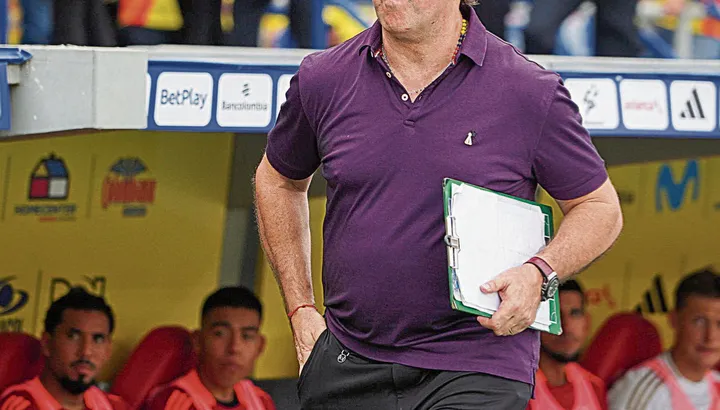COLUMBIA ȘI CROAȚIA ÎȘI PUN LA PUNCT PREGĂTIRILE PENTRU CUPA MONDIALĂ, ÎNTR-UN AMICAL UȘOR NEAȘTEPTAT Orlando, SUA – Naționalele de fotbal ale Columbiei și Croației se vor înfrunta într-un meci amical internațional programat joi seară, pe stadionul Camping World din Orlando, Statele Unite