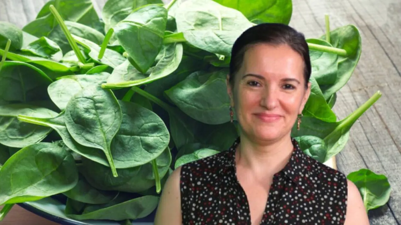 Verde crud pe tarabe: Primăvara și beneficiile legumelor cu frunze Primăvara aduce pe piață o explozie de prospețime și nutrienți esențiali, leguminoasele cu frunze verzi fiind printre primele care își fac apariția pe tarabe