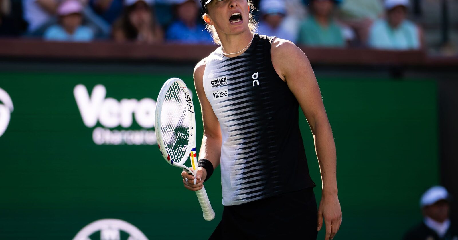 Surprize la Indian Wells: Svitolina o învinge pe Swiatek, Rybakina avansează cu autoritate Indian Wells a fost scena unor răsturnări de situație spectaculoase în sferturile de finală