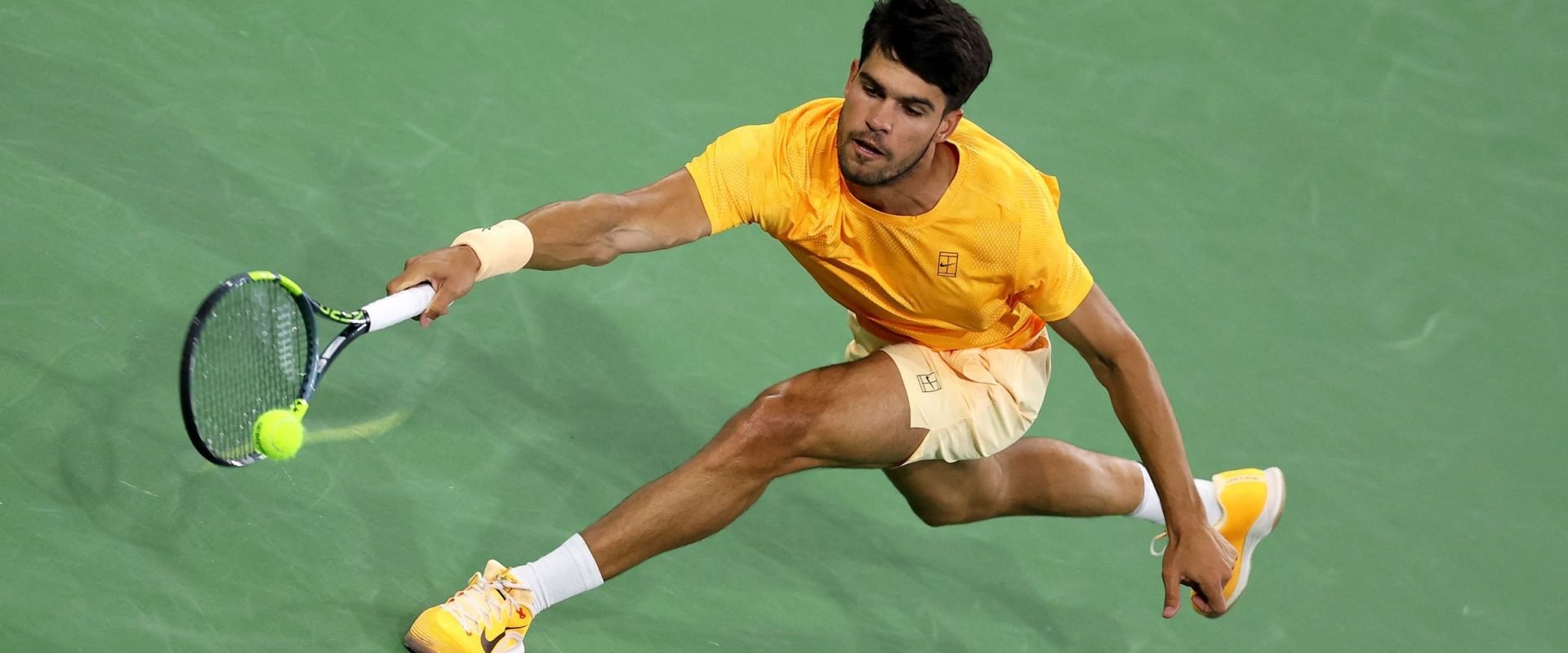 Alcaraz, învins de Medvedev la Indian Wells: Finalul unei serii impresionante Carlos Alcaraz a suferit prima înfrângere din 2026, fiind învins de rusul Daniil Medvedev în semifinalele turneului ATP Masters 1000 de la Indian Wells