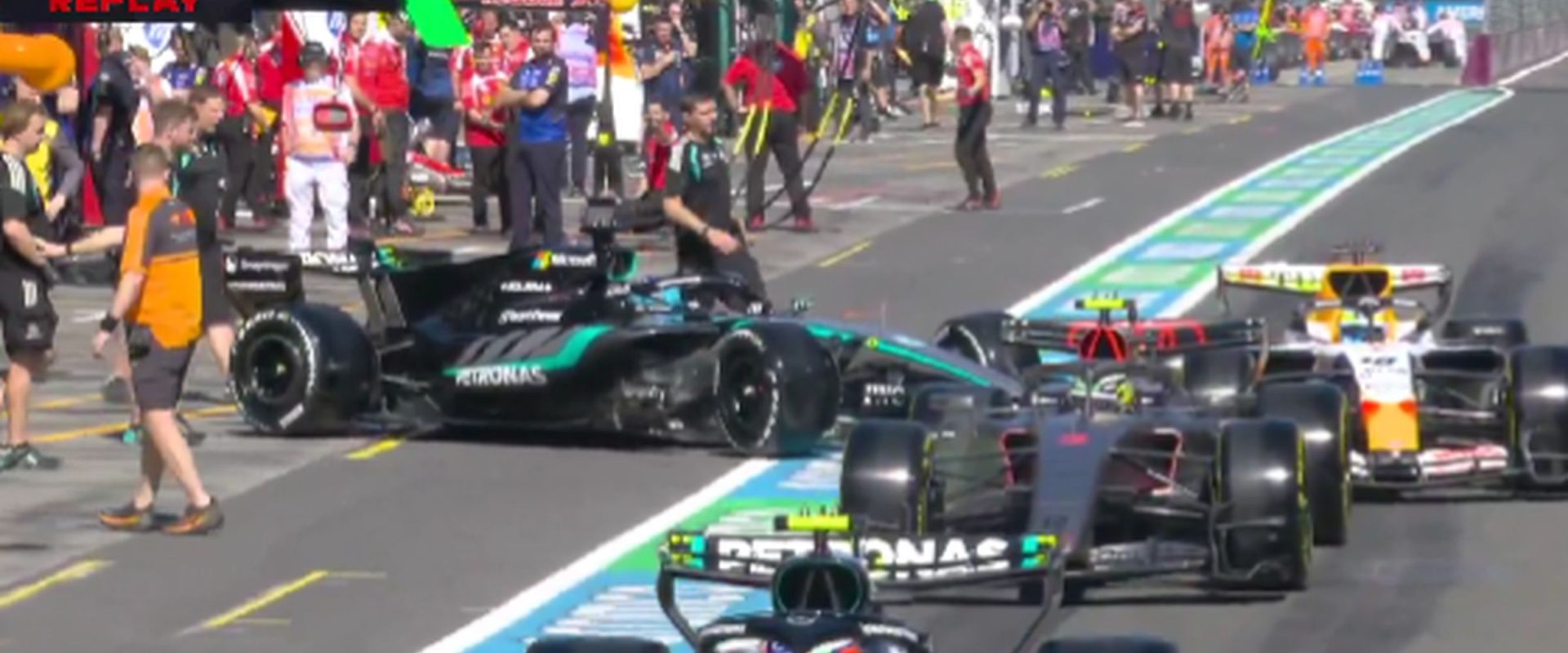 Ferrari domină antrenamentele în Australia, Russell se ciocnește cu Lindblad Melbourne – Prima sesiune de antrenamente din Marele Premiu al Australiei de Formula 1 a fost presărată cu probleme tehnice și incidente neașteptate