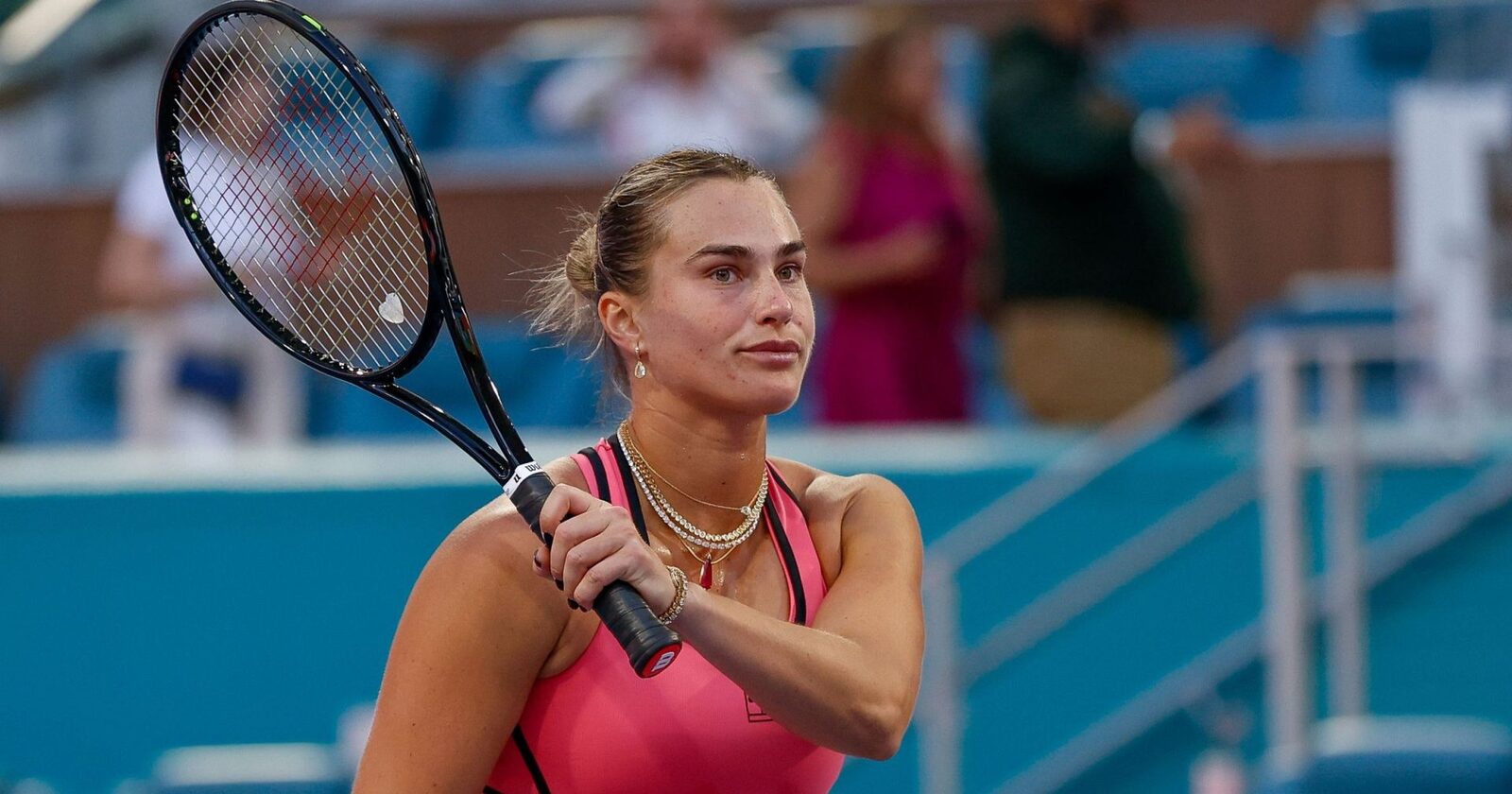 Sabalenka, victorie categorică cu rybakina la miami: Ce urmează în finala cu gauff?