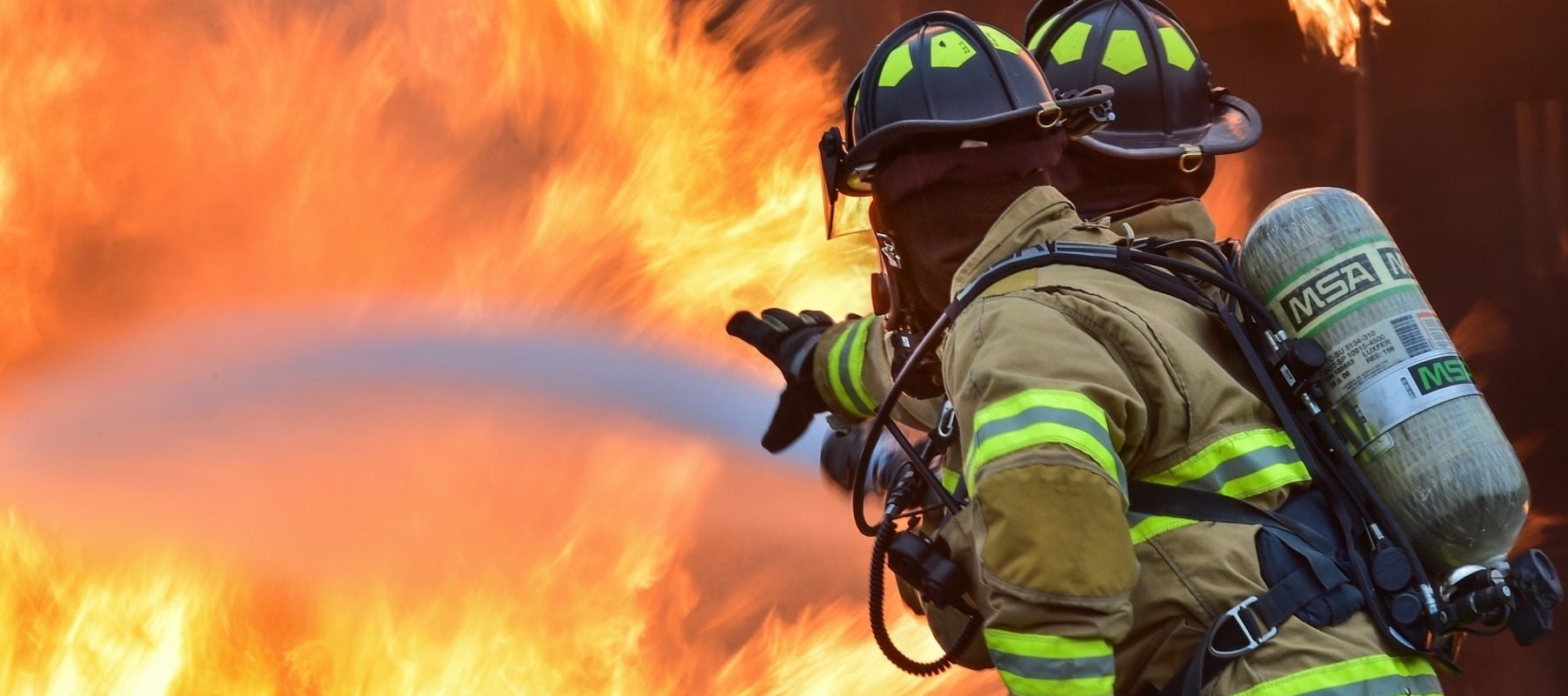 Incendiu în Spania: Trei morți, doi copii răniți