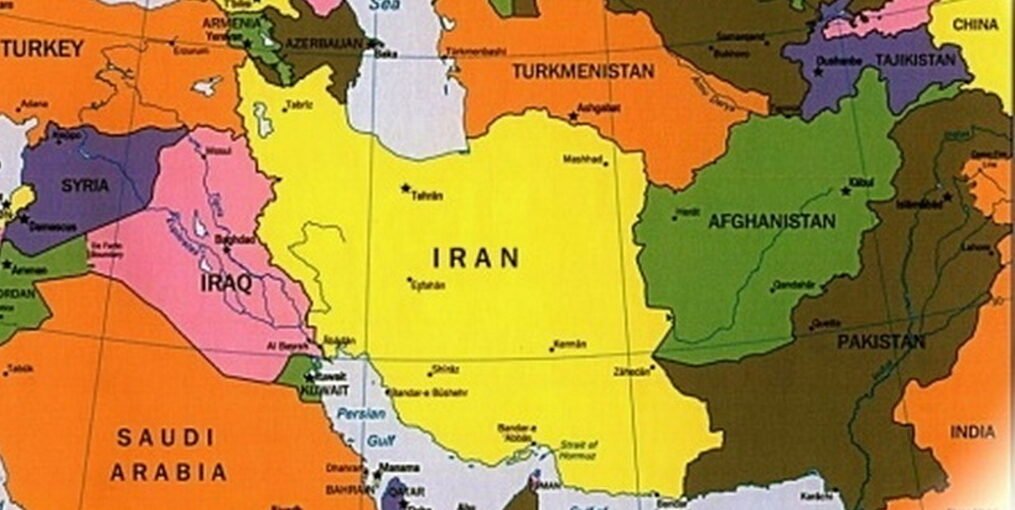 Iranul, între sancțiuni și relații diplomatice: o radiografie a legăturilor externe Guvernul Islamic din Iran, supus de ani buni sancțiunilor impuse de Statele Unite ale Americii și tratat ca un paria de Occident, continuă să-și mențină relațiile diplomatice, comerciale și militare cu o serie de state