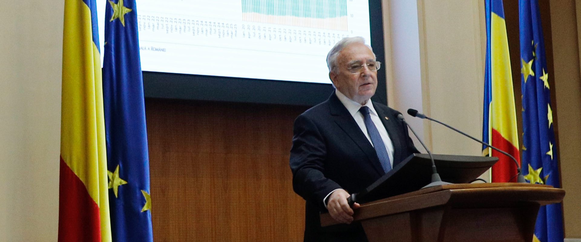 Isărescu avertizează: România riscă să piardă credibilitatea dacă nu reduce deficitul bugetar București – Guvernatorul Băncii Naționale a României (BNR), Mugur Isărescu, a lansat joi un avertisment clar privind necesitatea unei reduceri urgente a deficitului bugetar