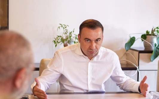 Ministerul Energiei, buget uriaș: aproape 4 miliarde de euro așteaptă investiții Guvernul alocă fonduri masive pentru Ministerul Energiei, cu venituri din credite bugetare estimate la 19,7 miliarde de lei pentru acest an