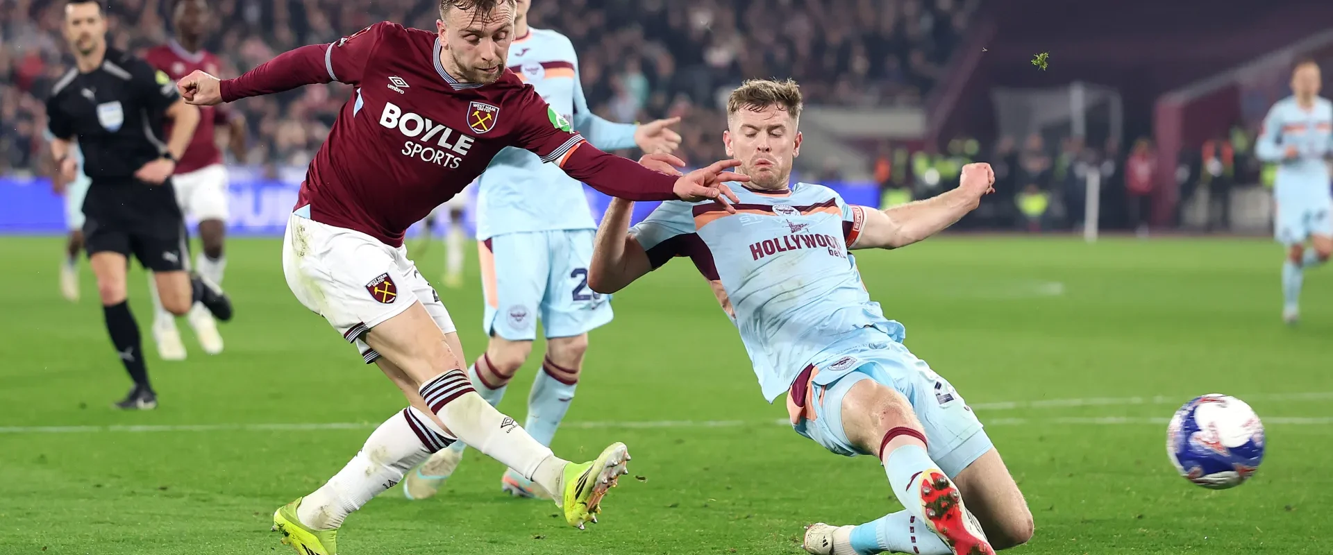 Fanii fotbalului, frustrați de probleme tehnice la Discovery+ în timpul meciului West Ham – Brentford București – Finalul partidei tensionate dintre West Ham și Brentford din FA Cup a fost umbrit de problemele tehnice ale aplicației Discovery+, lăsând fanii fără posibilitatea de a urmări meciul în momentele decisive