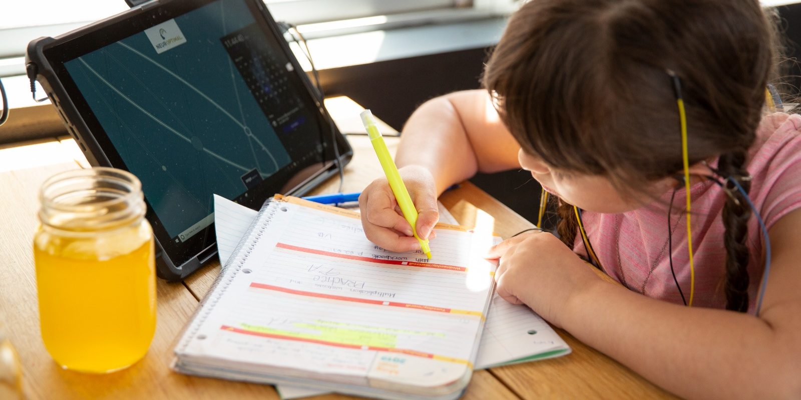 Metode moderne de sprijin pentru copiii cu dificultăți de învățare În fiecare clasă, se regăsesc elevi inteligenți și creativi care se confruntă cu dificultăți în procesul de învățare