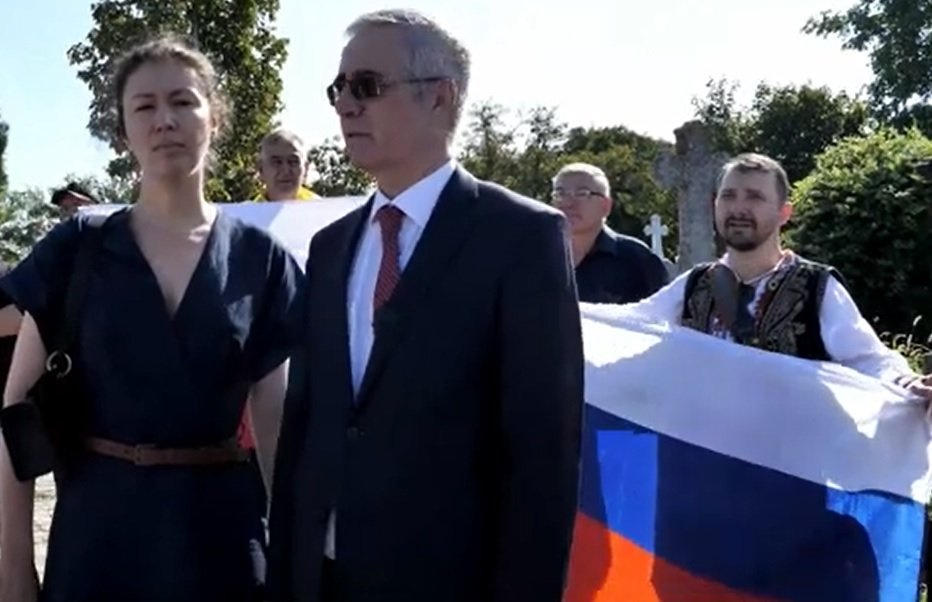 Ambasadorul Rusiei la București acuză Biserica Ortodoxă Română de „expansiune agresivă” în Moldova Vladimir Lipaev, ambasadorul Rusiei la București, a lansat un atac dur la adresa Bisericii Ortodoxe Române, criticând relațiile acesteia cu Biserica Ortodoxă din Moldova