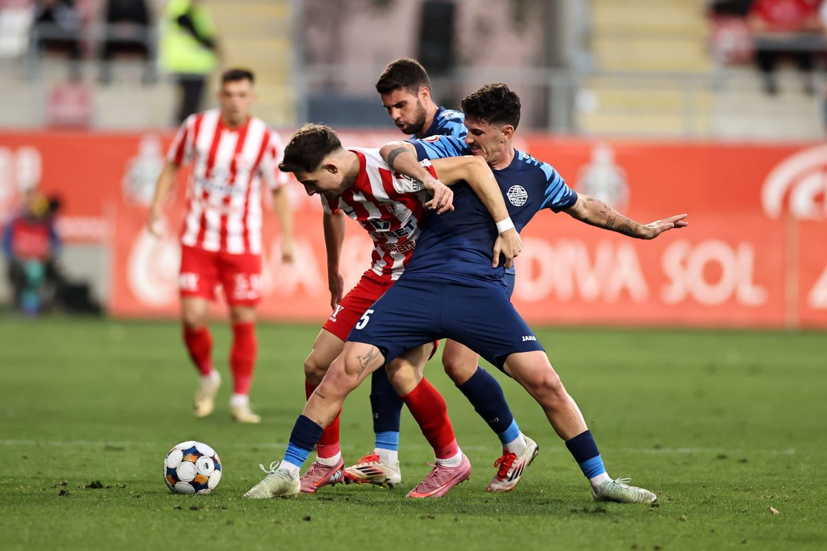 Metaloglobus – UTA Arad: O nouă etapă în Superligă, cu Bratu pe bancă la gazde Clinceniul a găzduit astăzi prima partidă a zilei în Superligă, un duel între Metaloglobus și UTA Arad