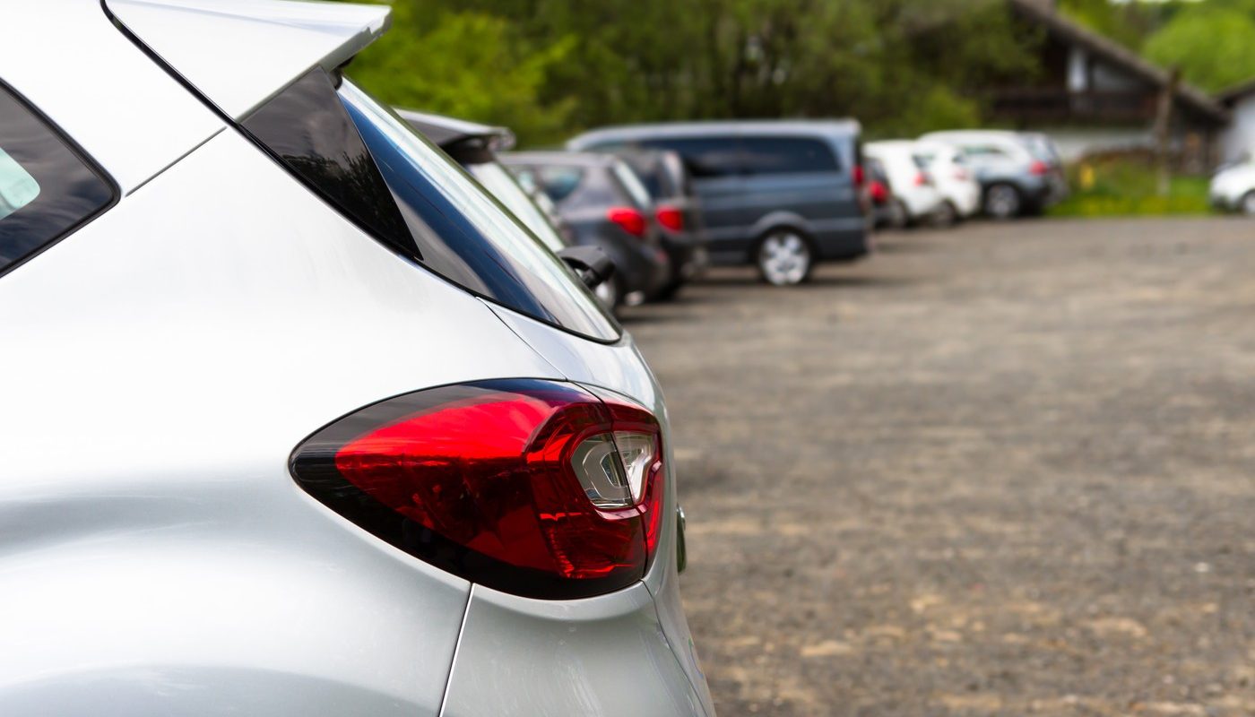 Cât costă parcarea în Chiajna în 2026: Prețuri estimate