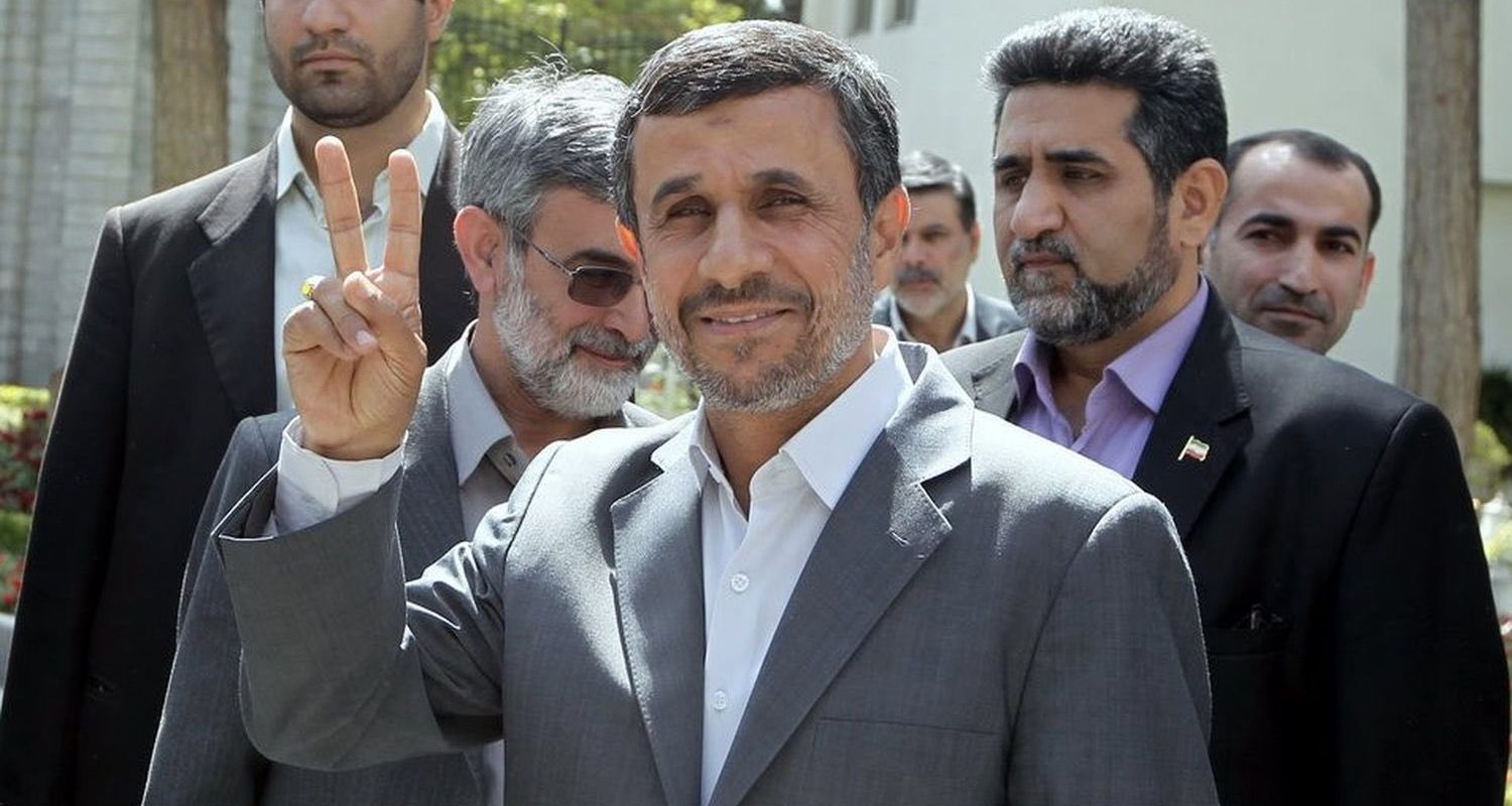 Ahmadinejad, „mort” după atac, e încă util regimului iranian?