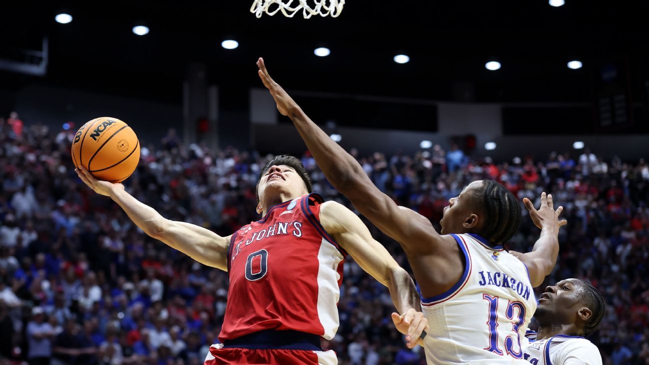 March Madness: Surprize și favorite în cursa pentru titlu A mai rămas doar o mână de echipe în lupta pentru titlul de campioană în baschetul universitar masculin american