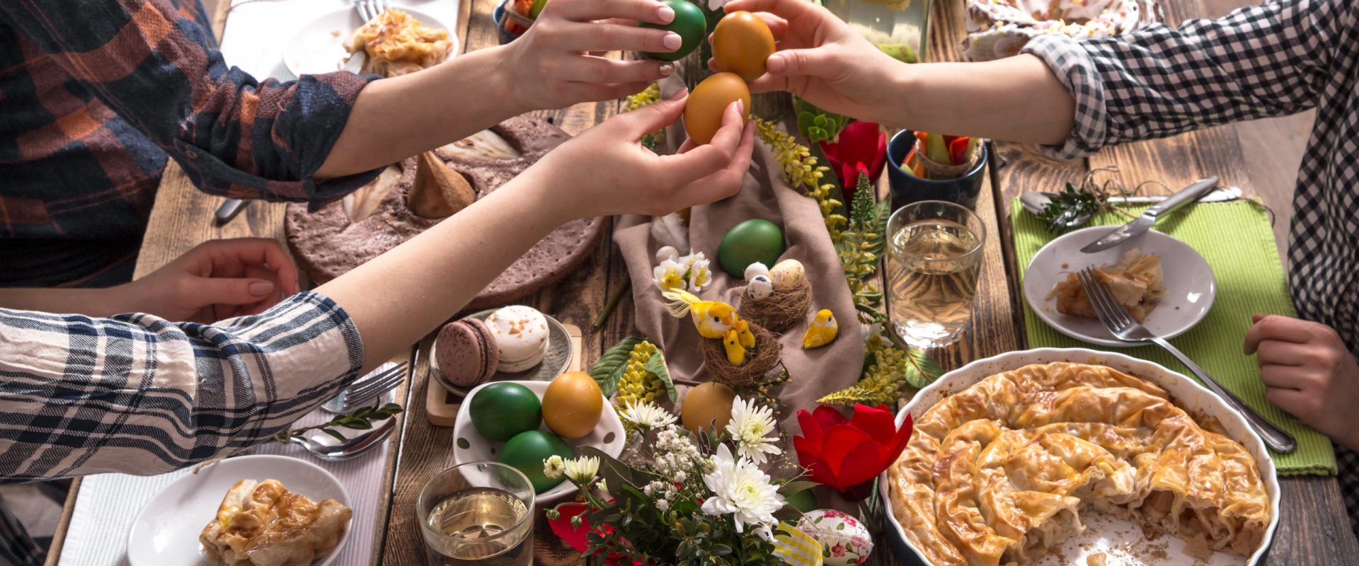 Cât costă masa de paște în 2026: Prețuri din supermarket, diferențe