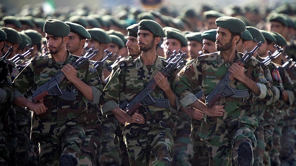 Organizația Human Rights Watch (HRW) a emis o condamnare fermă la adresa Corpului Gărzilor Revoluționare Islamice (IRGC) din Iran, pentru recrutarea de copii în scopuri militare
