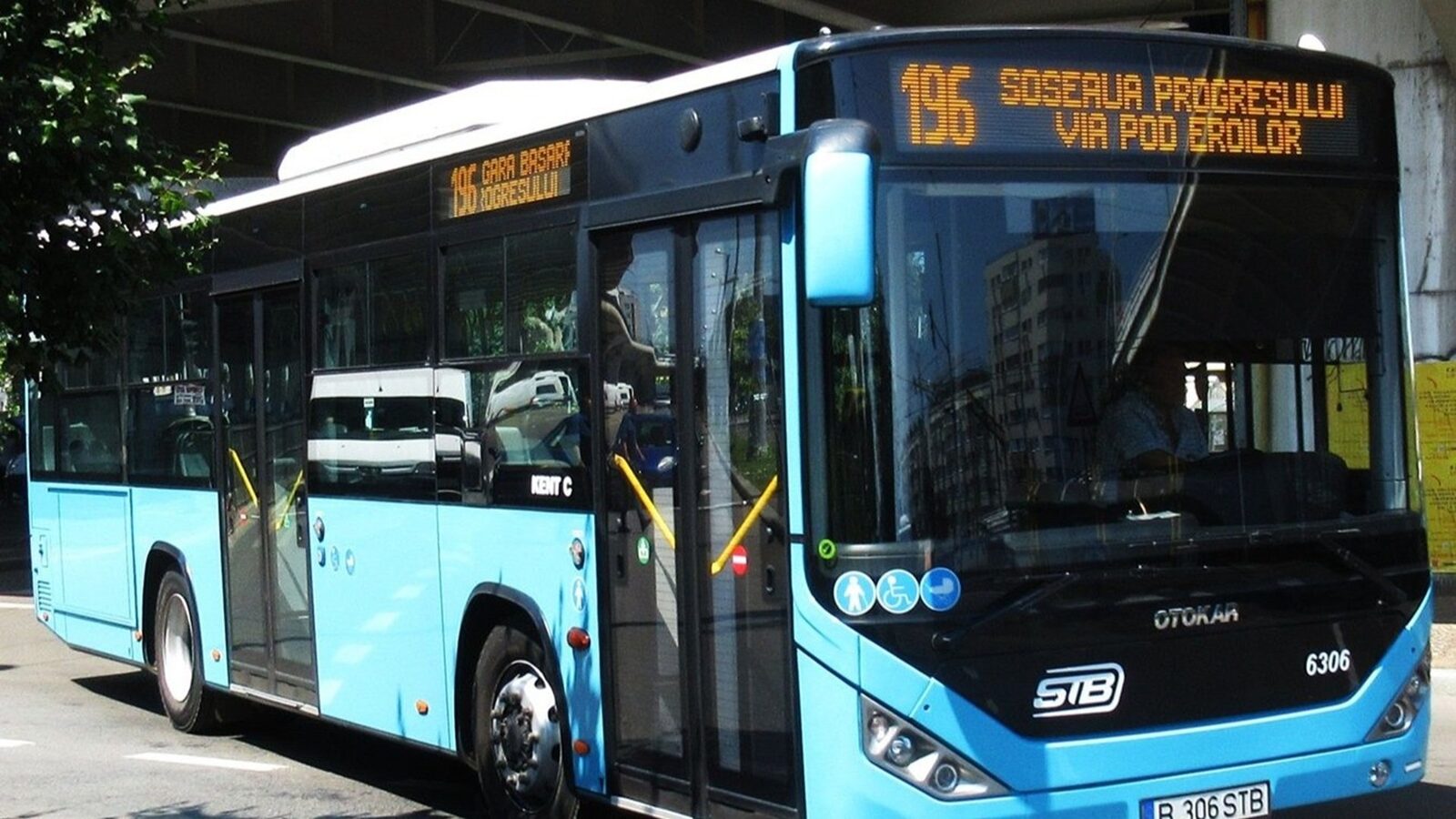 Autobuzele liniei 196, traseu prelungit din acest weekend