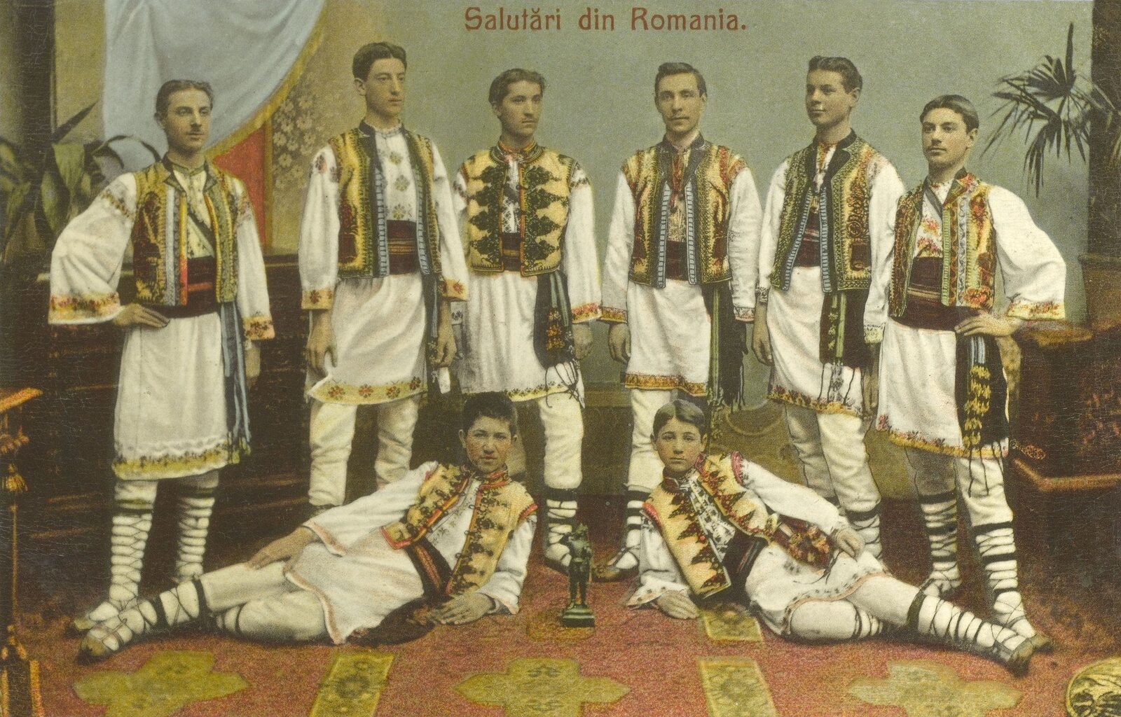 Numele de familie românești: o istorie a transformării și adaptării În România, procesul de stabilizare a numelor de familie a avut loc relativ târziu, comparativ cu alte țări europene, concentrându-se în secolele al XVIII-lea și al XIX-lea