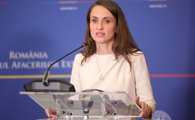 Reformulează acest titlu în stil jurnalistic românesc, 55-70 caractere, informativ și direct. Fără clișee sau formule introductive. Titlu: Ministrul român de Externe: Susținem dreptul iranienilor de a-și alege viitorul