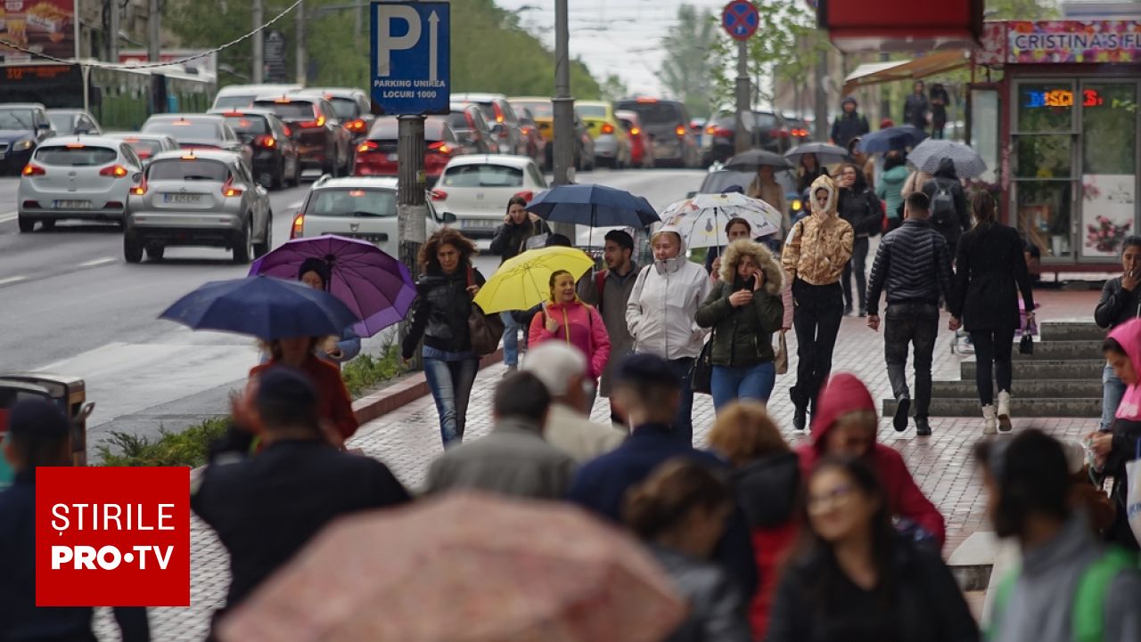 Vremea se răcește în toată țara: vânt puternic și ploi în unele regiuni Vremea se schimbă radical în România