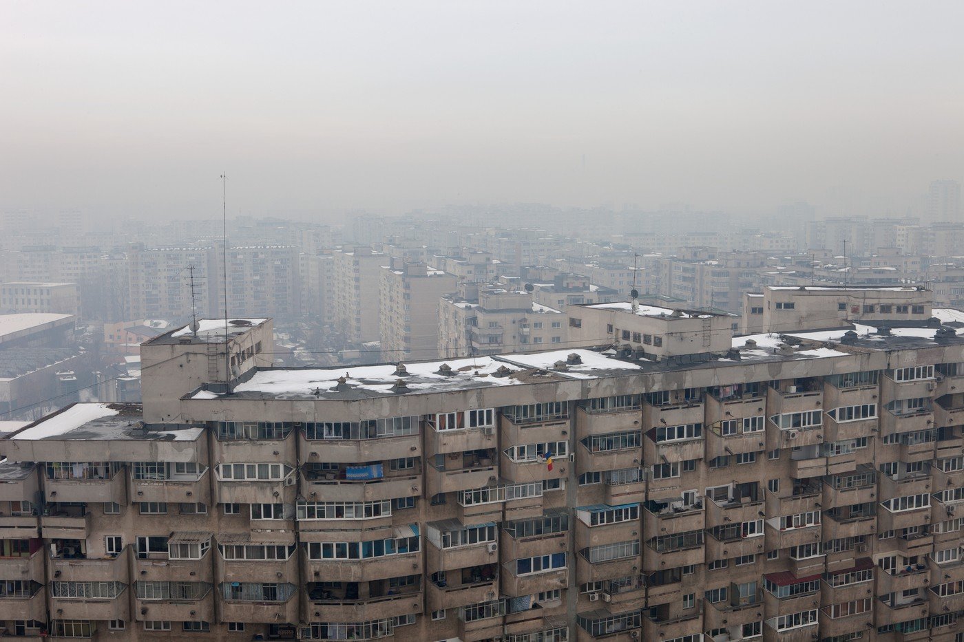 Poluare record în București: Intersecția Mihai Bravu-Basarabia, cea mai afectată zonă Bucureștiul se confruntă cu o poluare persistentă a aerului, depășind constant limitele legale