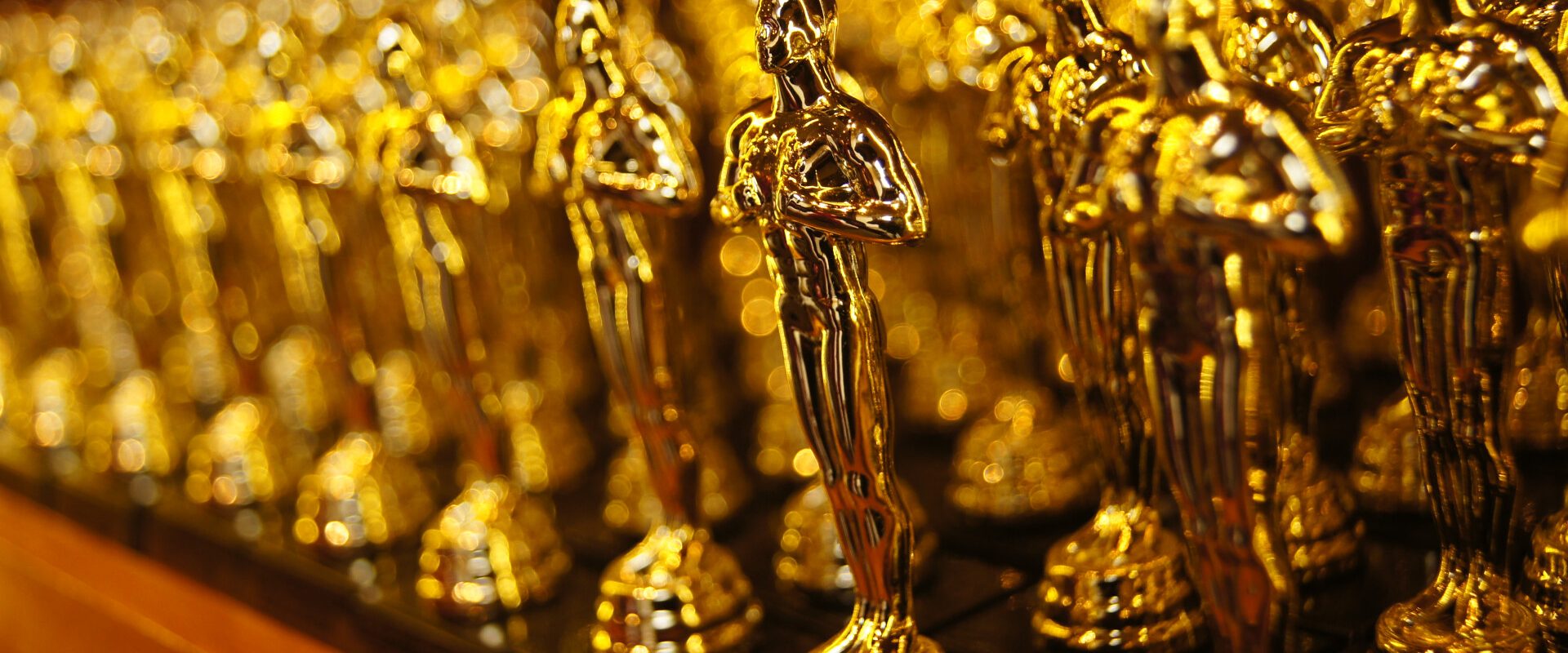 Oscaruri 2026: „One Battle After Another” domină gala cu șase premii, inclusiv cel mai bun film Los Angeles a găzduit, duminică seară, cea de-a 98-a ediție a Premiilor Oscar, o ceremonie plină de surprize și momente emoționante