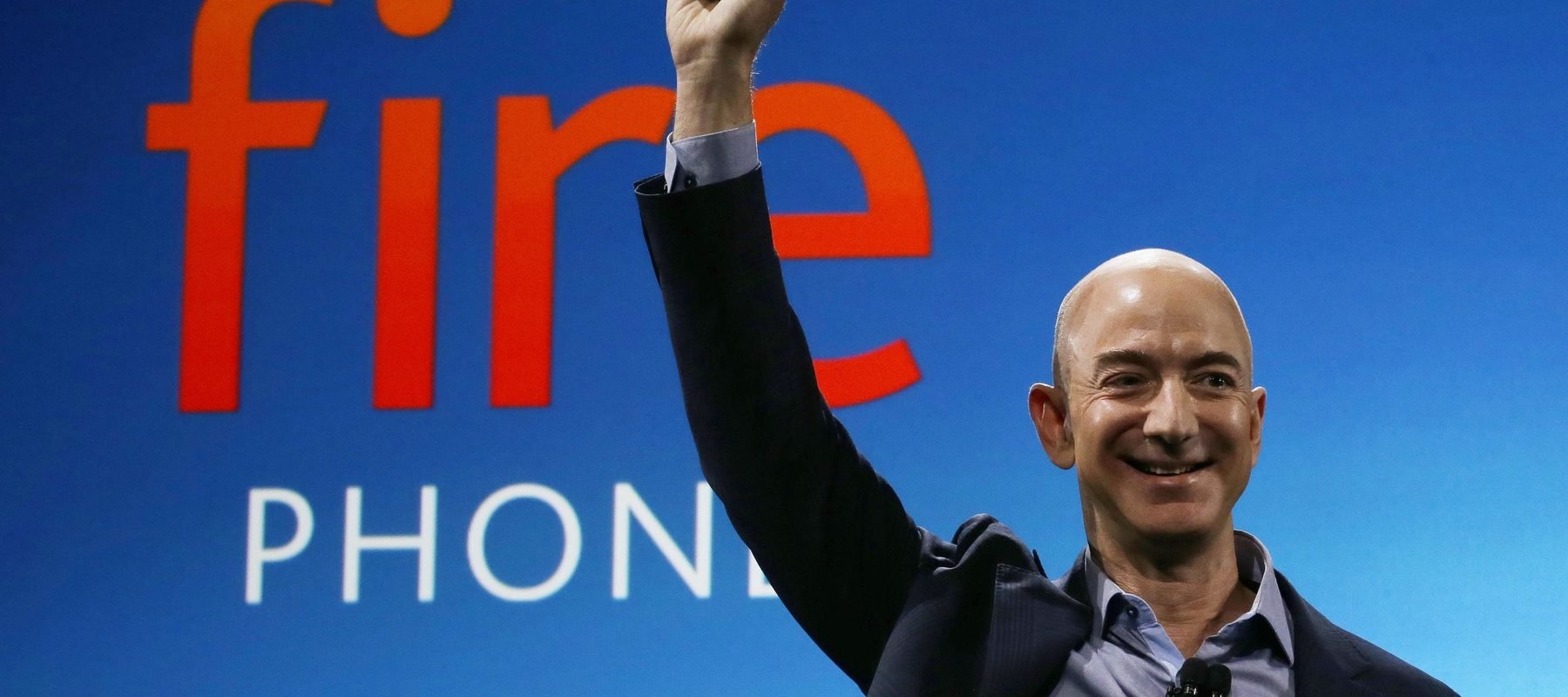 Amazon pregătește un nou smartphone, la zece ani de la eșecul „Fire Phone”, conform unor surse apropiate companiei