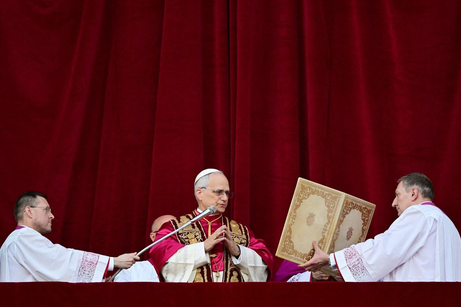Papa acceptă demisia unui episcop catolic suspectat de furt Vaticanul a anunțat marți că Papa Leon al XIV-lea a acceptat demisia episcopului Emanuel Hana Shaleta din San Diego, Statele Unite ale Americii