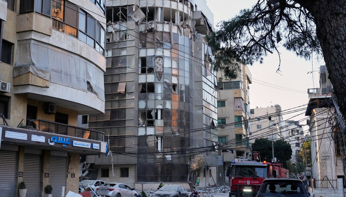 Conflictul din Orientul Mijlociu escaladează: explozii în Beirut și Kuweit, după ordinul de evacuare a 50 de sate libaneze Războiul din Orientul Mijlociu intră într-o nouă fază de escaladare